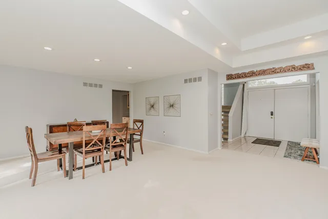 $728,900 | 5780 Swan Lake Court, West Bloomfield, MI 48322