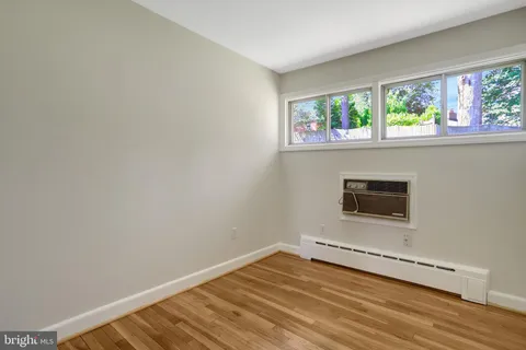 $820,000 | 908 North Arlington Mill Drive, Arlington, VA 22205