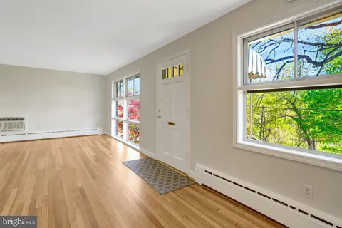 $820,000 | 908 North Arlington Mill Drive, Arlington, VA 22205