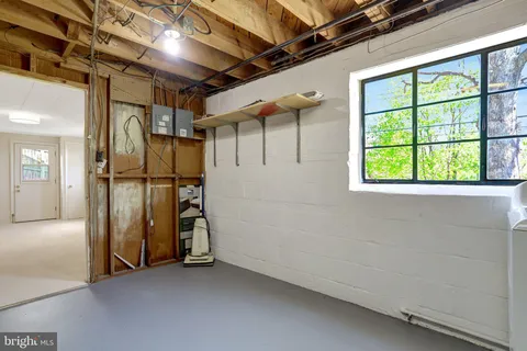 $820,000 | 908 North Arlington Mill Drive, Arlington, VA 22205