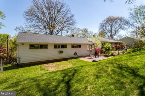 $820,000 | 908 North Arlington Mill Drive, Arlington, VA 22205