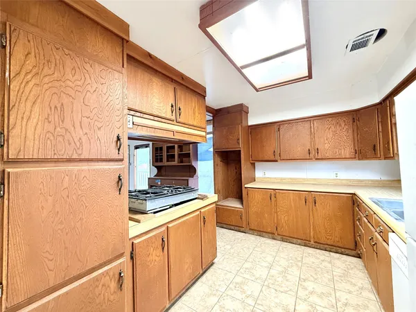 $170,000 | 2806 Pearl Street, Liverpool, TX 77577