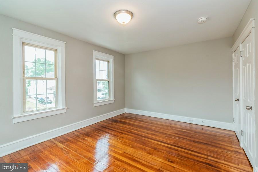 309 Cleveland Avenue Riverside, NJ 08075 - Photo 11 of 16