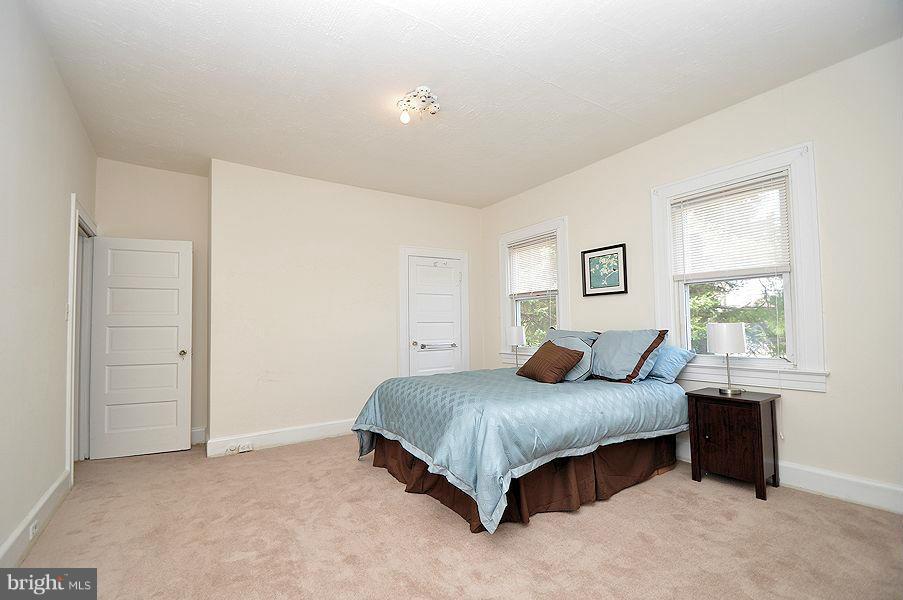 5219 Windsor Mill Road Baltimore, MD 21207 - Photo 13 of 28 Large first bedroom on main level