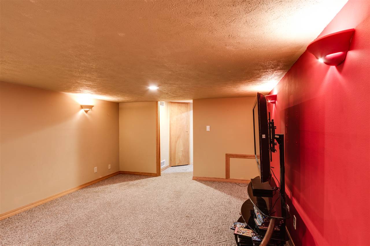 4207 South Adams Road Veradale, WA 99037 - Photo 10 of 20 Gallery Image 10
