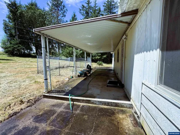 $399,500 | 27690 Fern Ridge Road, Sweet Home, OR 97386