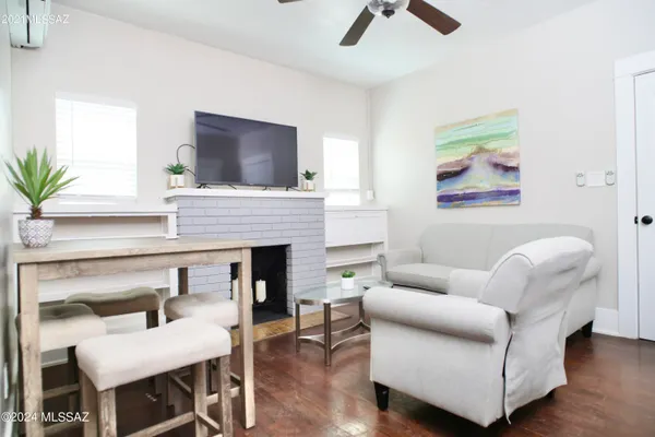 $1,500 | 12 East University Boulevard, Unit 14, Tucson, AZ 85705