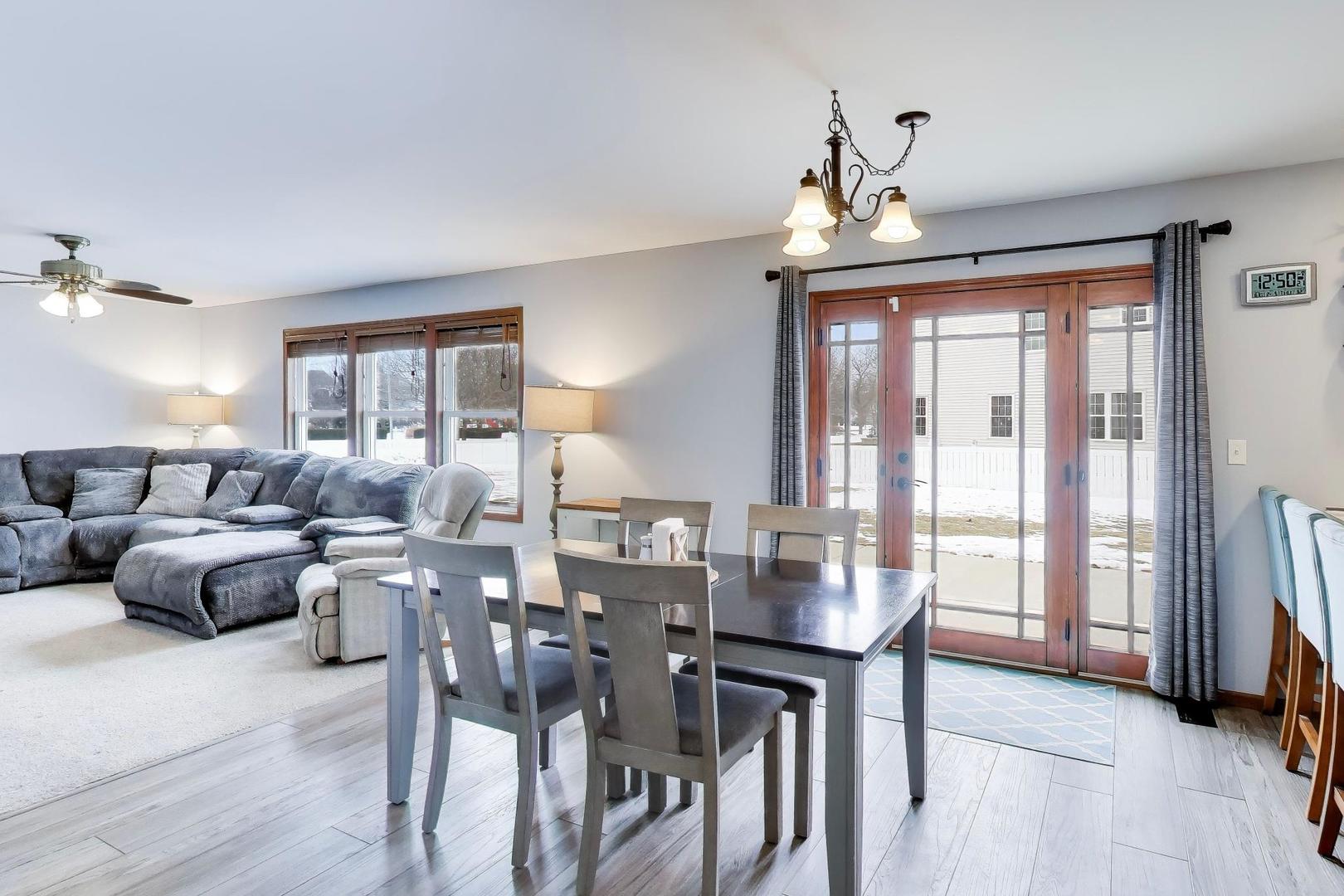 1607 Rose Court Romeoville, IL 60446 - Photo 14 of 47