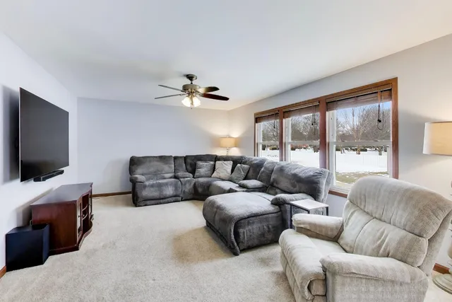 $419,000 | 1607 Rose Court, Romeoville, IL 60446