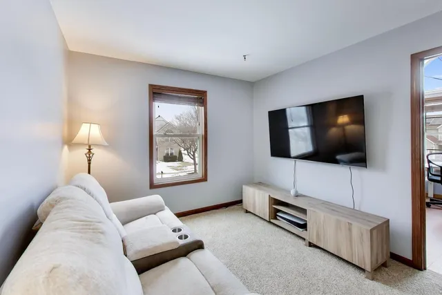 $419,000 | 1607 Rose Court, Romeoville, IL 60446