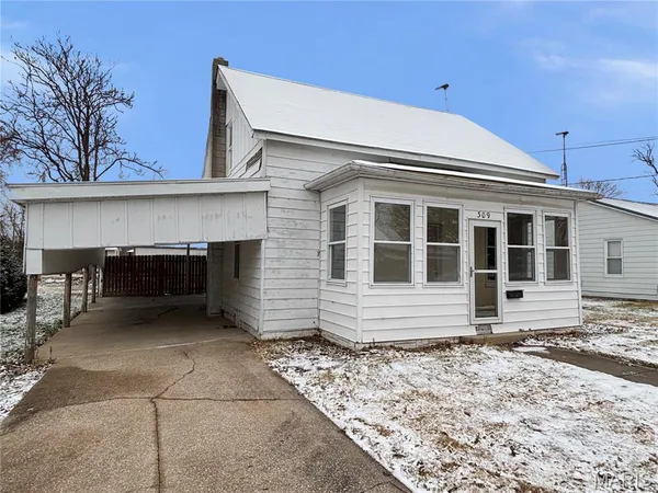 $32,500 | 309 West College Street, Sparta, IL 62286