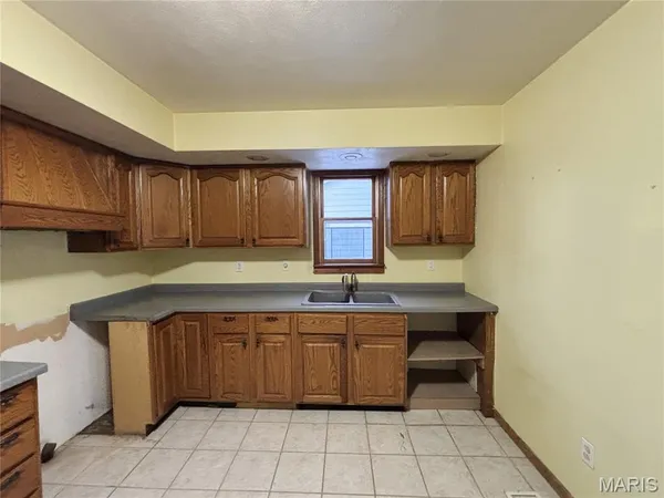 $32,500 | 309 West College Street, Sparta, IL 62286