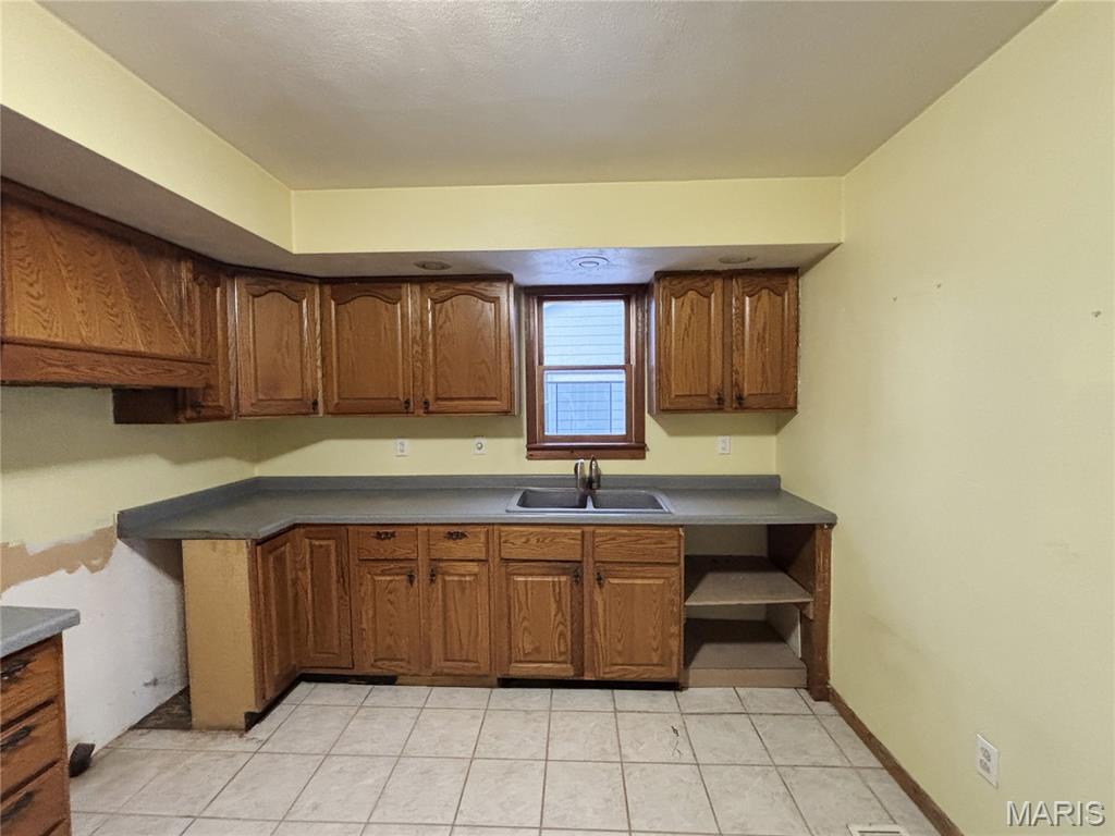 309 West College Street Sparta, IL 62286 - Photo 6 of 19