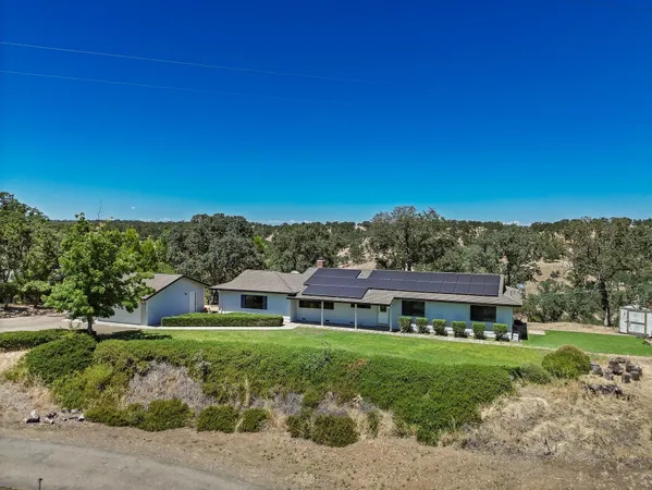 $509,900 | 22370 Lariat Lane, Red Bluff, CA 96080