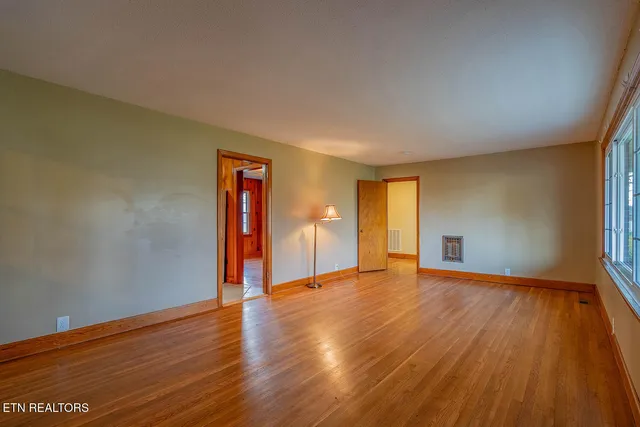 $324,900 | 5904 New Beaver Creek Drive, Knoxville, TN 37931