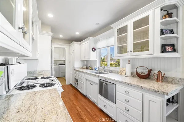 $5,300 | 29312 South Highmore Avenue, Rancho Palos Verdes, CA 90275