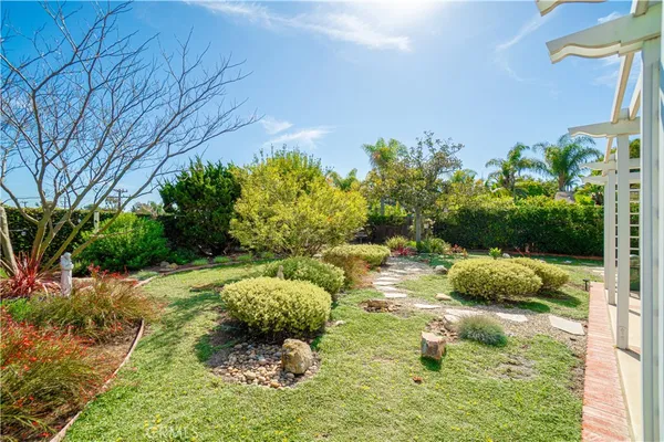 $5,300 | 29312 South Highmore Avenue, Rancho Palos Verdes, CA 90275