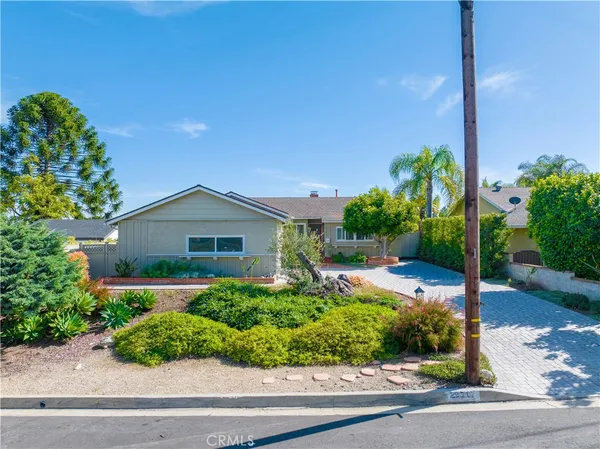 $5,300 | 29312 South Highmore Avenue, Rancho Palos Verdes, CA 90275
