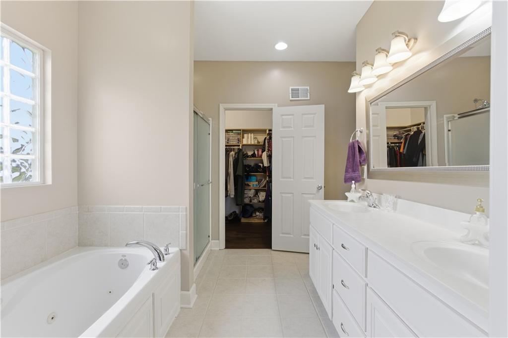 865 Northwest 1901st Road Lone Jack, MO 64070 - Photo 17 of 52