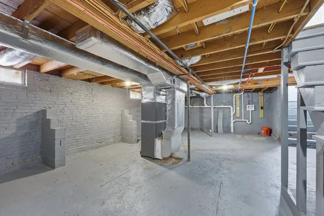 $315,000 | 29 Lower Lowell Avenue, West Springfield, MA 01089