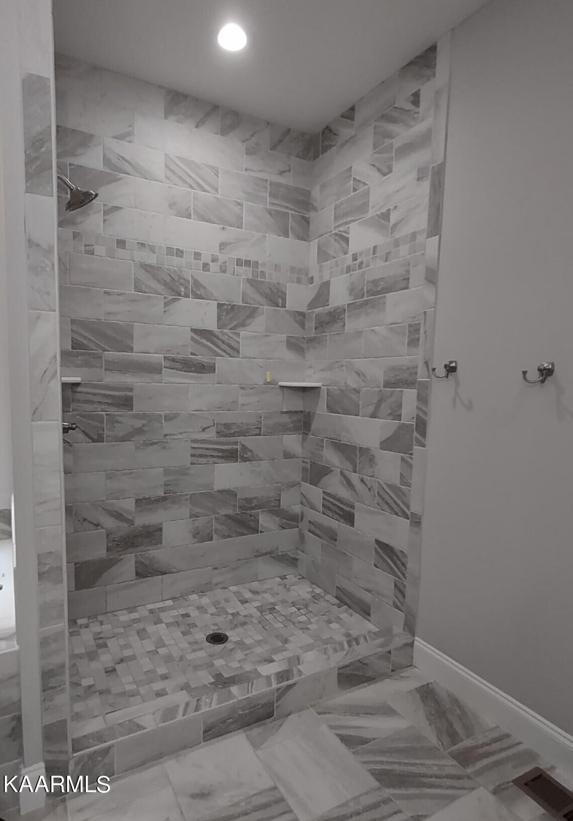 205 Miller Road Clinton, TN 37716 - Photo 29 of 45 Gallery Image 29
