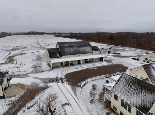 $1,374,900 | 16236 48th Avenue, Coopersville, MI 49404