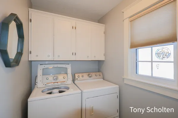 $1,374,900 | 16236 48th Avenue, Coopersville, MI 49404