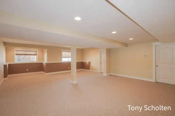 $1,374,900 | 16236 48th Avenue, Coopersville, MI 49404