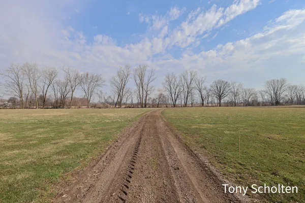 $1,374,900 | 16236 48th Avenue, Coopersville, MI 49404