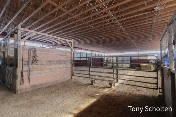 $1,374,900 | 16236 48th Avenue, Coopersville, MI 49404