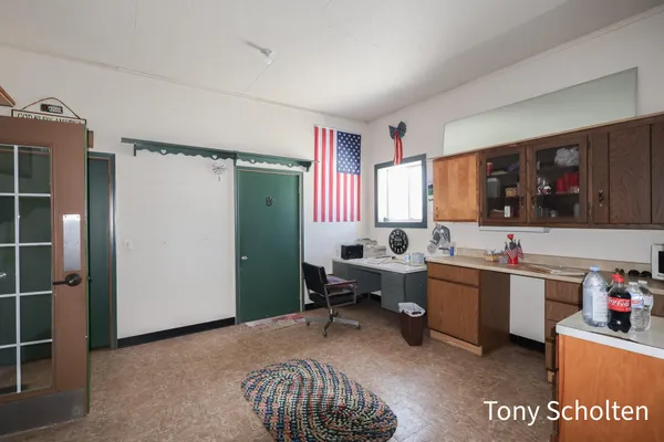 $1,374,900 | 16236 48th Avenue, Coopersville, MI 49404