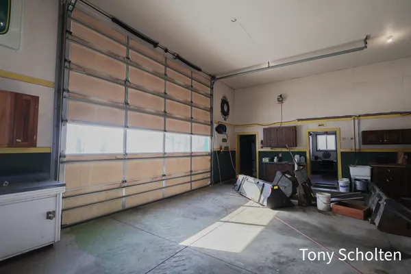 $1,374,900 | 16236 48th Avenue, Coopersville, MI 49404