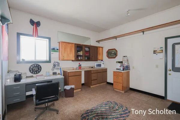 $1,374,900 | 16236 48th Avenue, Coopersville, MI 49404