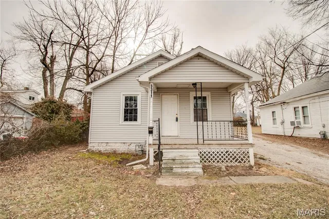 $79,000 | 3311 Sherman Street, Alton, IL 62002