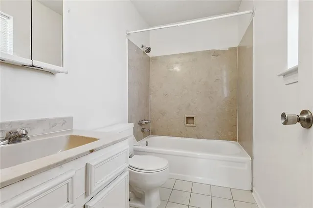 $1,800 | 2526 Caswell Lane, Metairie, LA 70001