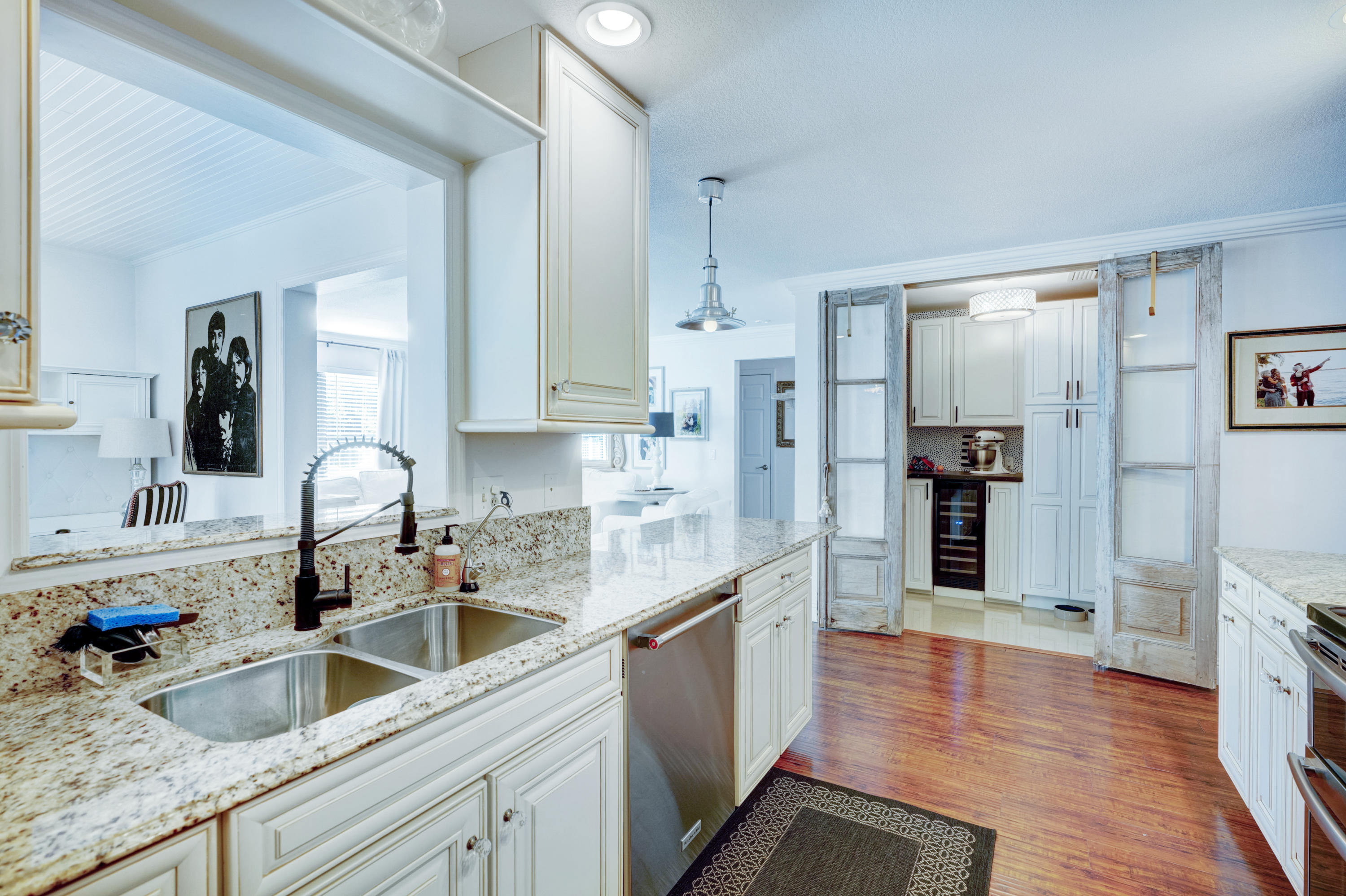12910 165th Road North Jupiter, FL 33478 - Photo 19 of 47 Kitchen