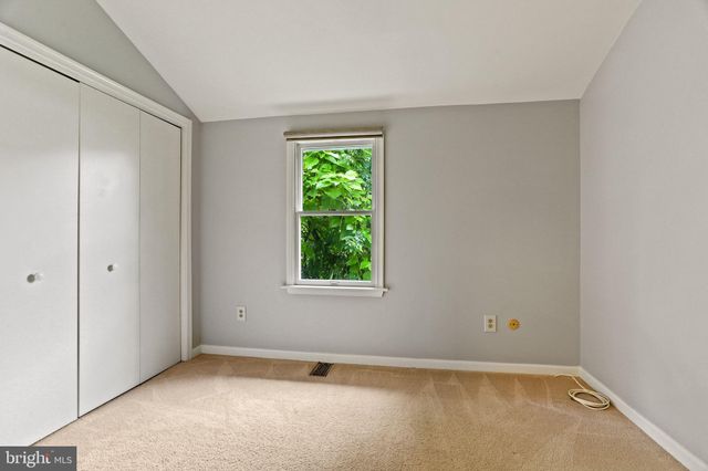 $885,000 | 5630 8th Road North, Arlington, VA 22205