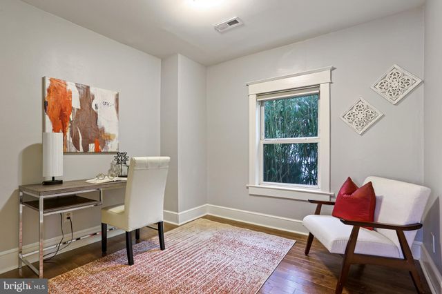 $885,000 | 5630 8th Road North, Arlington, VA 22205