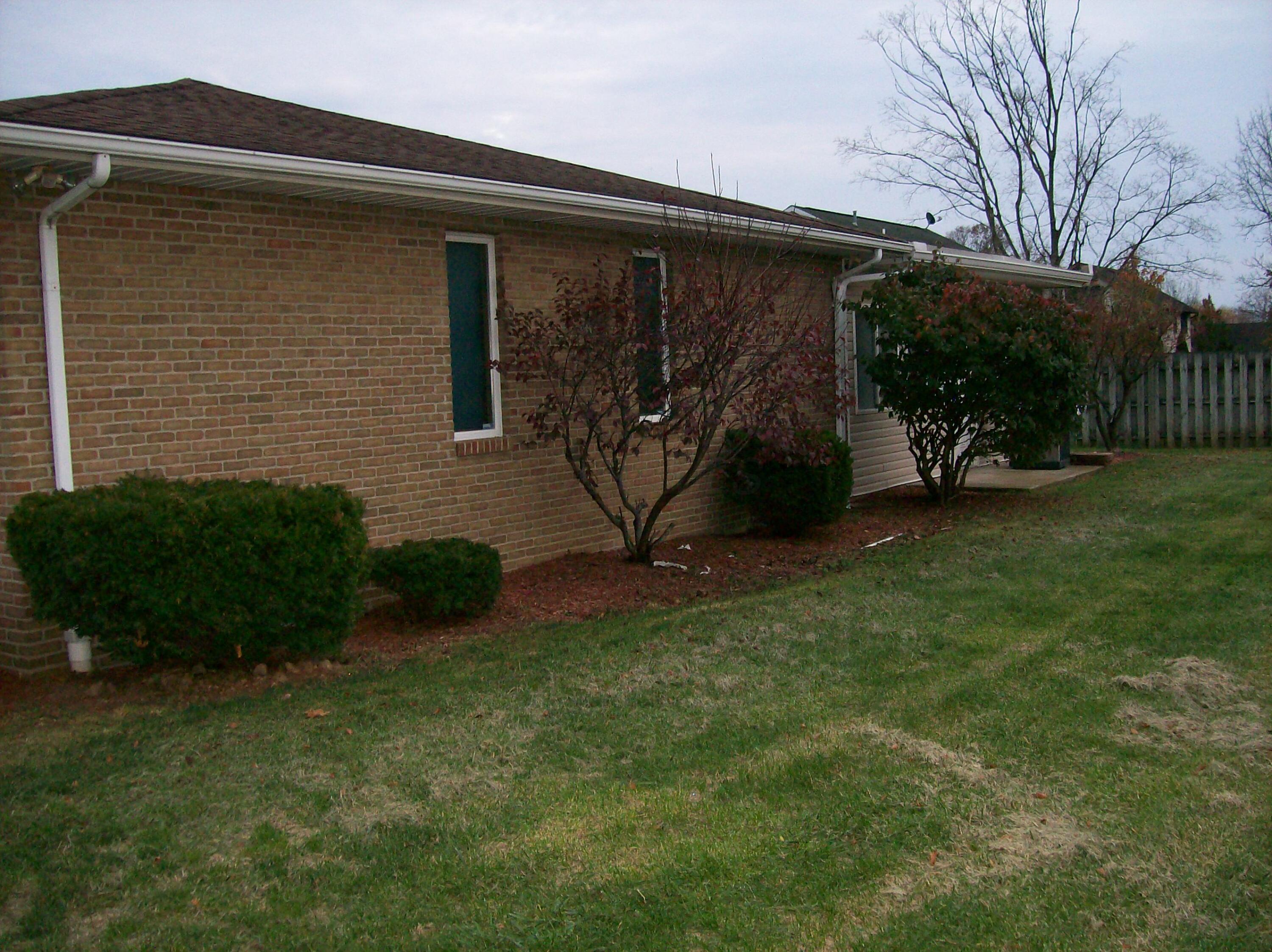 417 Ridgedale Drive Circleville, OH 43113 - Photo 5 of 39 101_1450