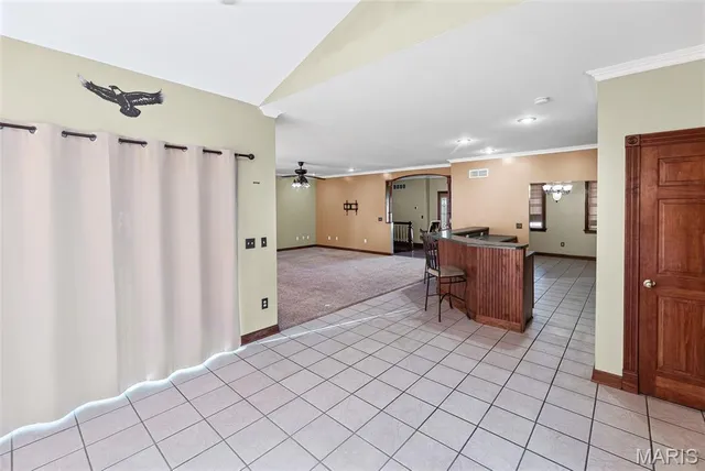 $450,000 | 404 Bluebird Lane, Jerseyville, IL 62052