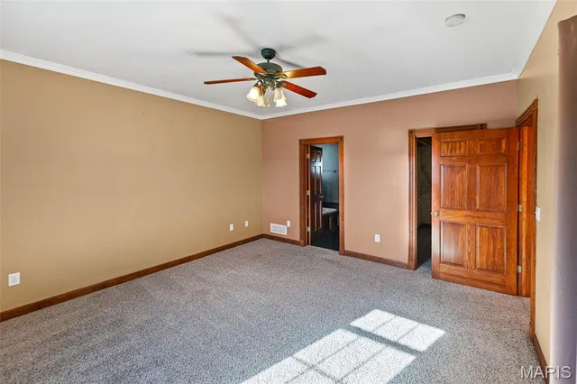 $450,000 | 404 Bluebird Lane, Jerseyville, IL 62052