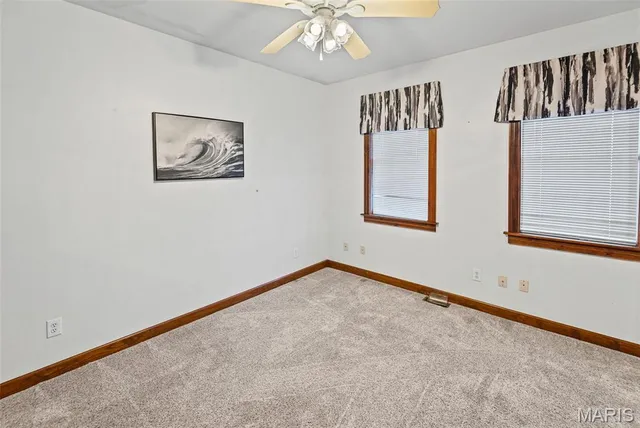 $450,000 | 404 Bluebird Lane, Jerseyville, IL 62052