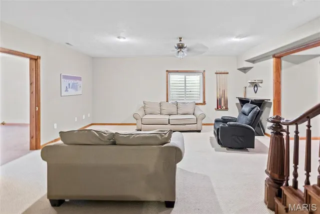 $450,000 | 404 Bluebird Lane, Jerseyville, IL 62052