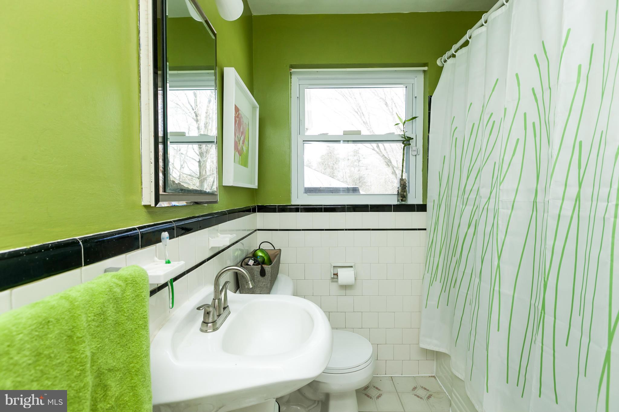 13008 Fork Road Baldwin, MD 21013 - Photo 18 of 25 Bath on first floor