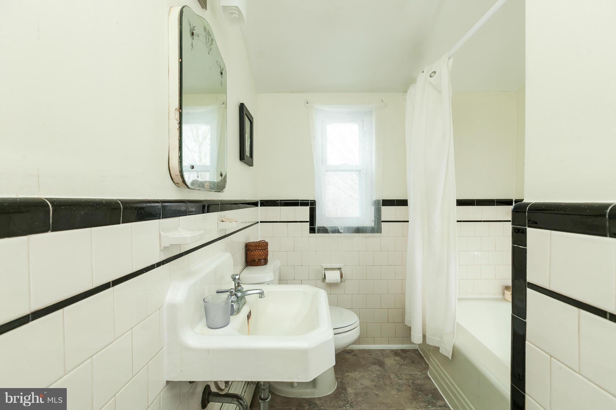 13008 Fork Road Baldwin, MD 21013 - Photo 19 of 25 Bath on 2nd floor