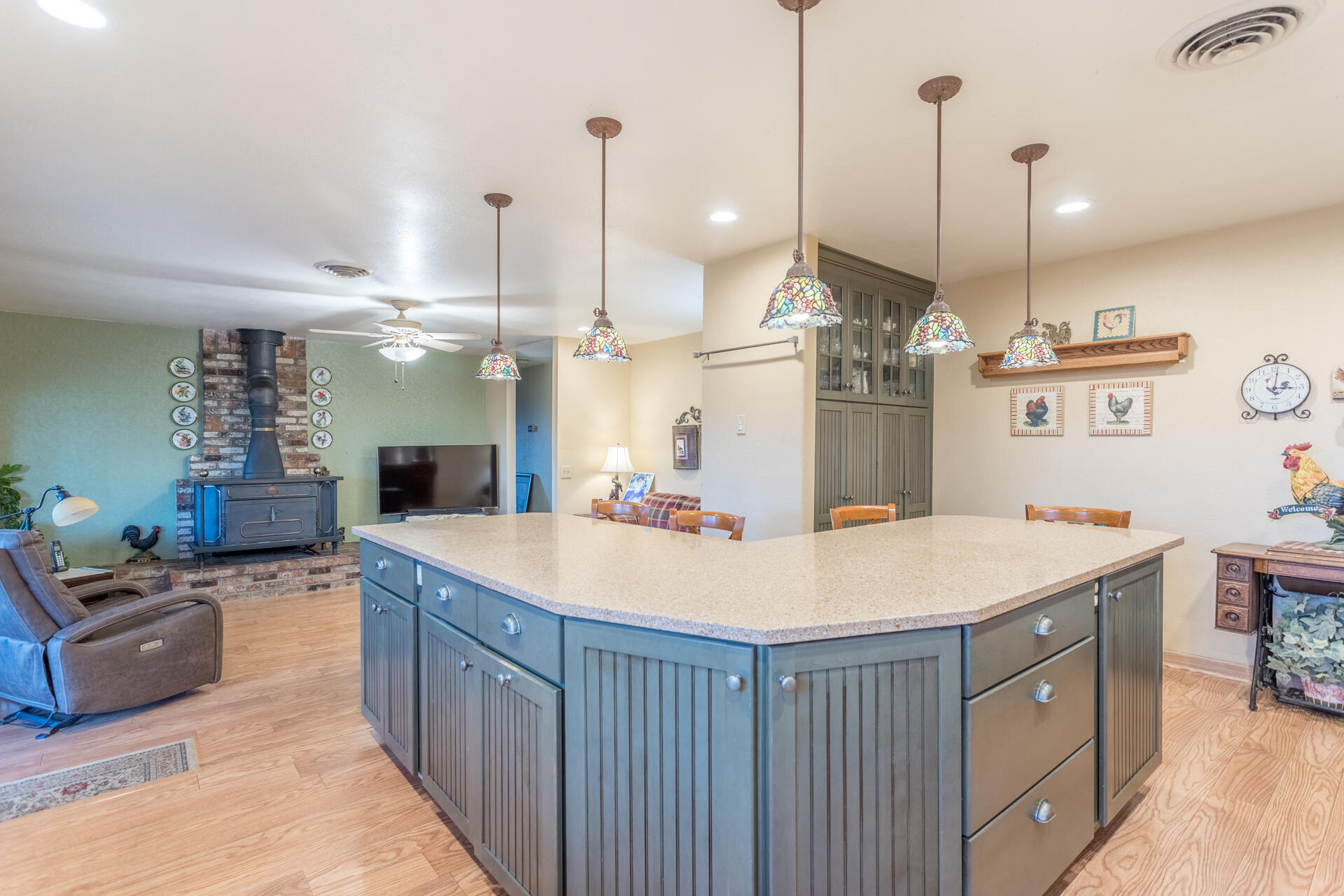 11645 Palo Duro Road Redding, CA 96003 - Photo 16 of 35 kitchen