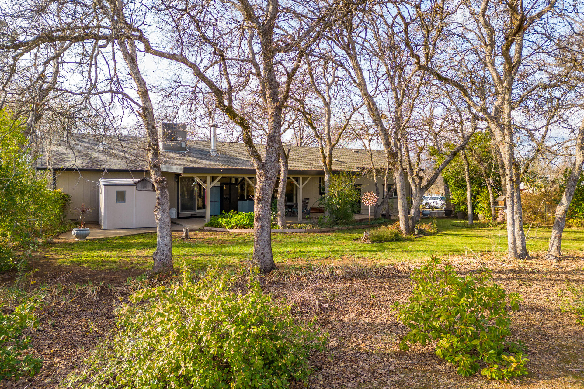 11645 Palo Duro Road Redding, CA 96003 - Photo 29 of 35 back yard