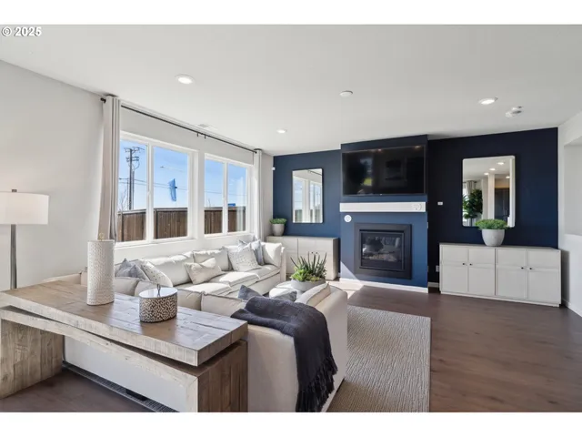 $499,400 | 974 Legacy Lane, Eugene, OR 97402