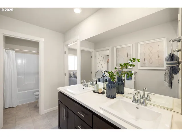 $499,400 | 974 Legacy Lane, Eugene, OR 97402