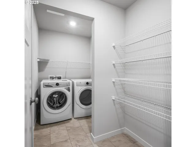 $499,400 | 974 Legacy Lane, Eugene, OR 97402